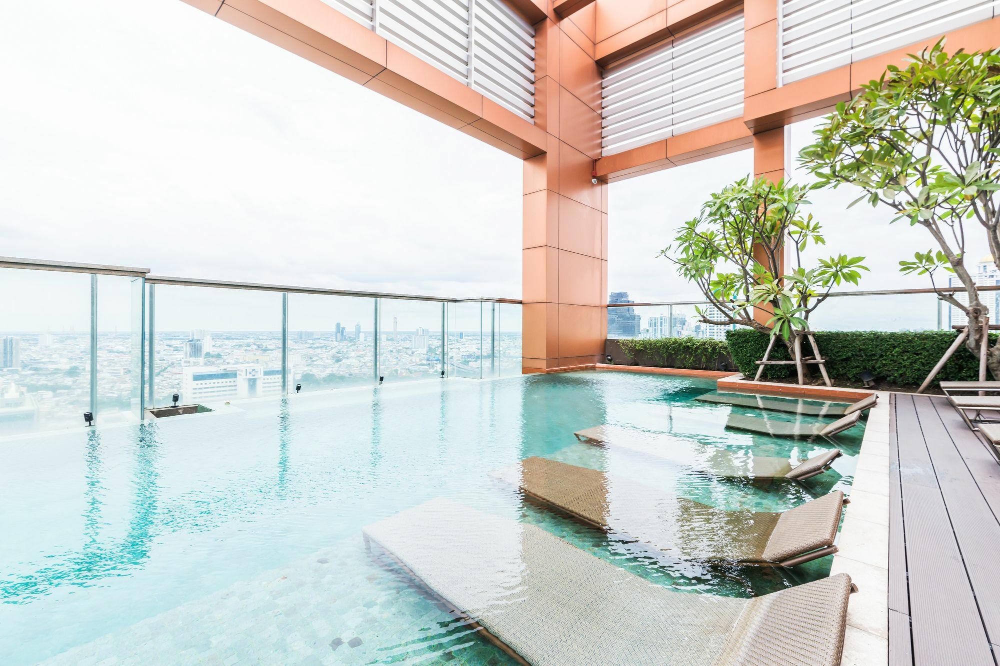 The Address Sathorn By Favstay Bangkok Zewnętrze zdjęcie