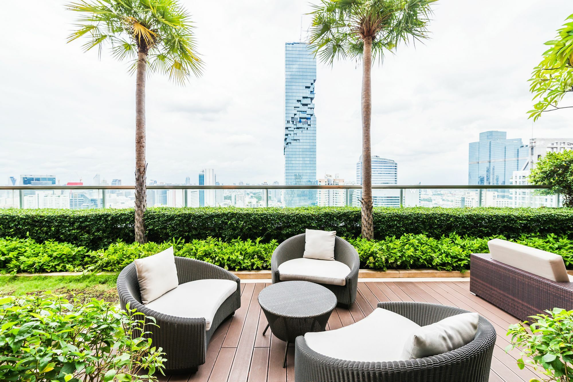 The Address Sathorn By Favstay Bangkok Zewnętrze zdjęcie