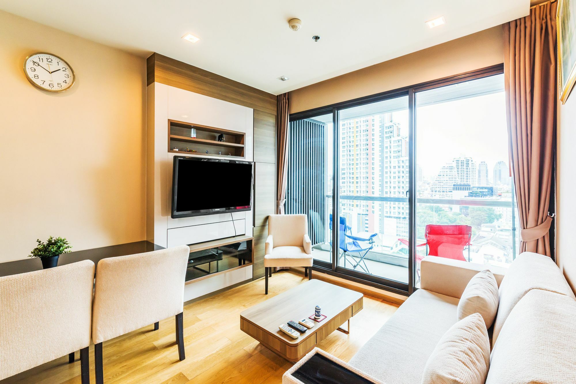 The Address Sathorn By Favstay Bangkok Zewnętrze zdjęcie